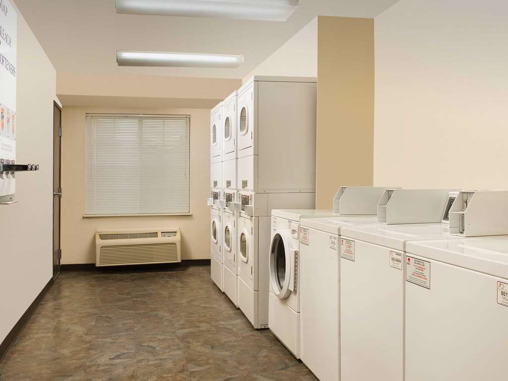 Woodspring Suites Ankeny Des Moines Facilități foto